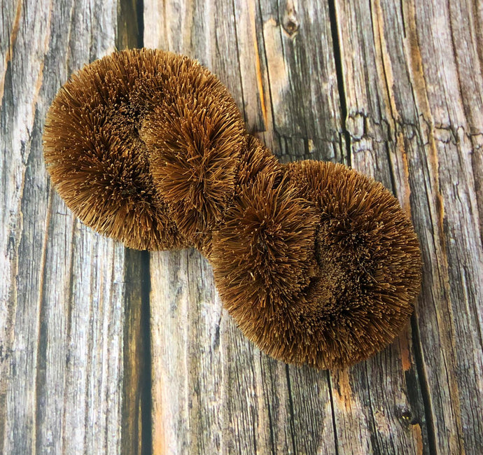 Tawashi Coconut Fibre Cleaning Brush - Mad About Nature